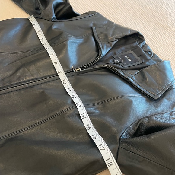 Vintage Black Leather Jacket - Picture 8 of 11